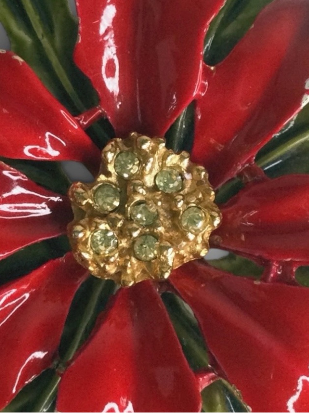 Vintage Signed ARTHUR PEPPER Red Enamel Poinsettia Holiday Brooch – Gold‑Tone - Picture 7 of 12